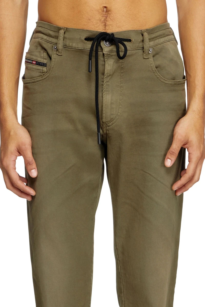 Diesel Slim Regular Waist 2062 D-Strukt Joggjeans® - Jack N Jeans
