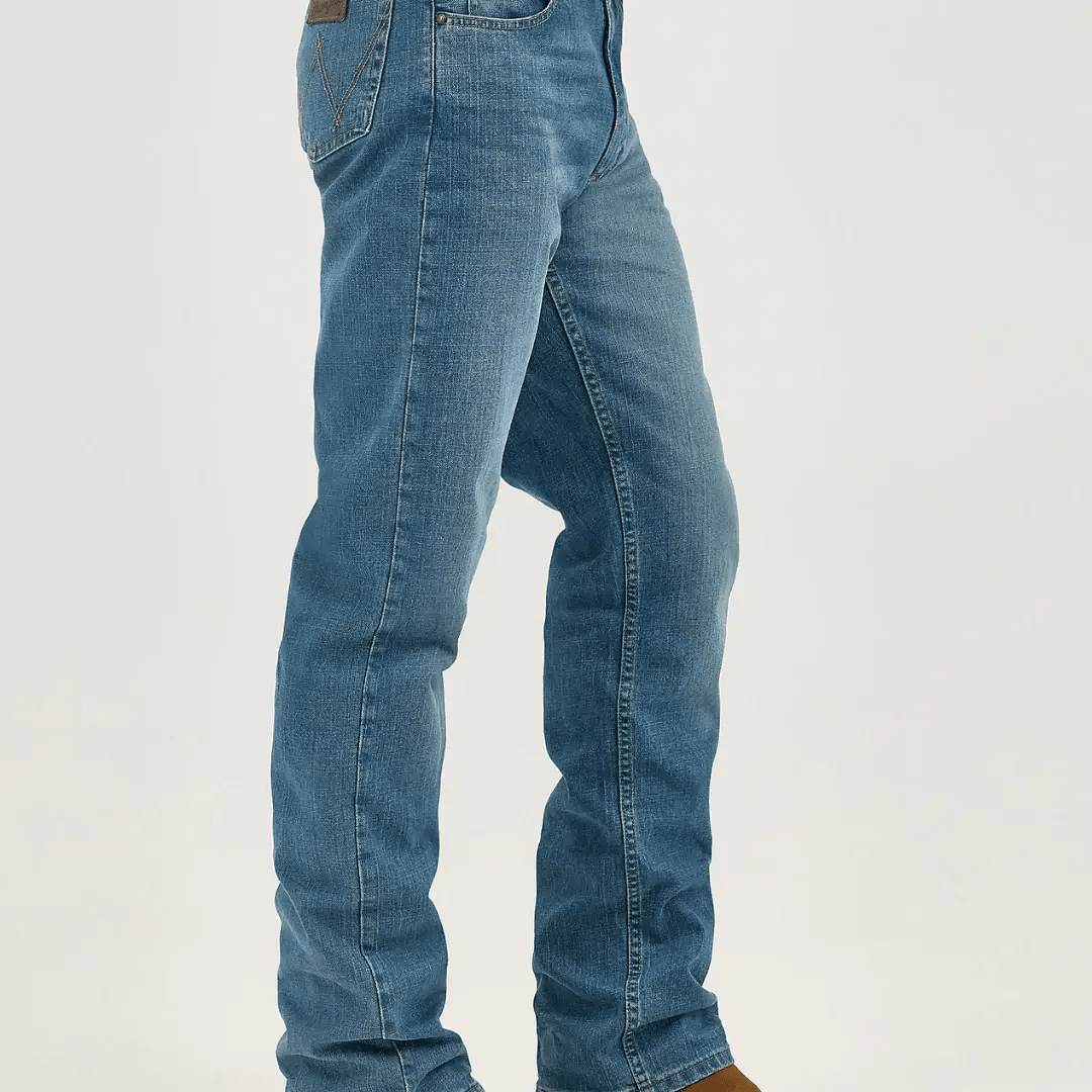 wrangler Men's Cody Johnson Advanced Comfort 01 Competition Relaxed Fit Jean - Jack N Jeans
